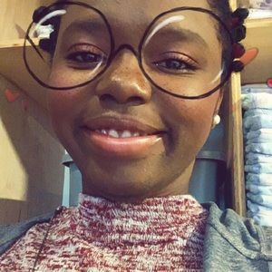 Meet your Posher, Ashakie